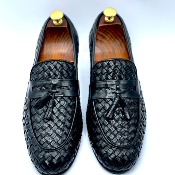https://www.fixationpk.com/products/mens-semiformal-knitted-tassel-shoe